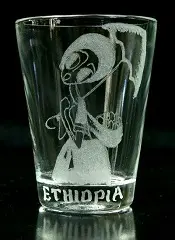 Verre à liqueur artisanal éthiopien