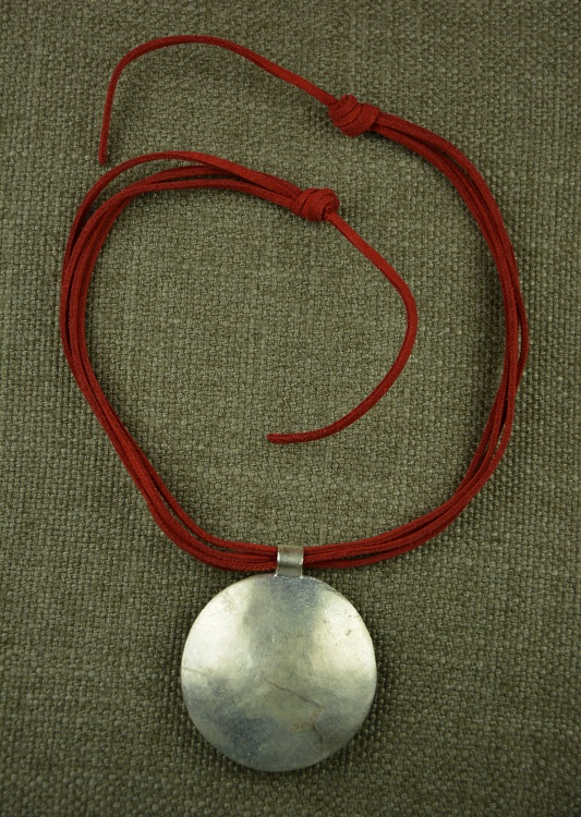 Collier plaqué argent  fait à la main