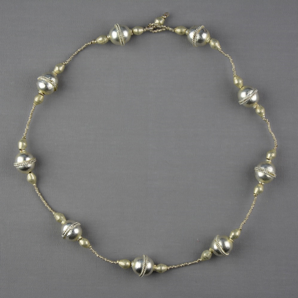 Collier éthiopien plaqué argent fait à la main