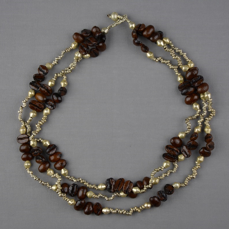 Collier éthiopien plaqué argent fait à la main