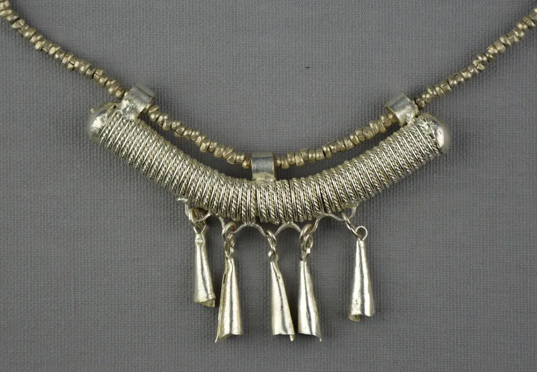 Collier équitable éthiopien Godjam Argenté en matériaux recyclés