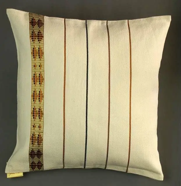 Housse de coussin Châines Etoilées avec Tibeb en coton éthiopien et rayonne, tissée artisanalement