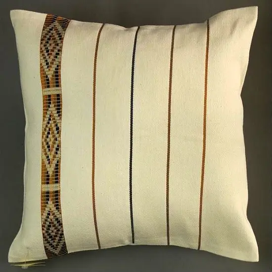 Housse de coussin Châines Exotiques avec Tibeb en coton éthiopien et rayonne, tissée artisanalement