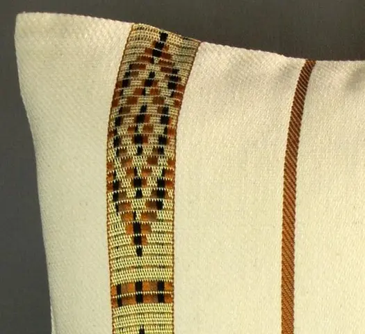 Housse de coussin Châines Exotiques avec Tibeb en coton éthiopien et rayonne, tissée artisanalement