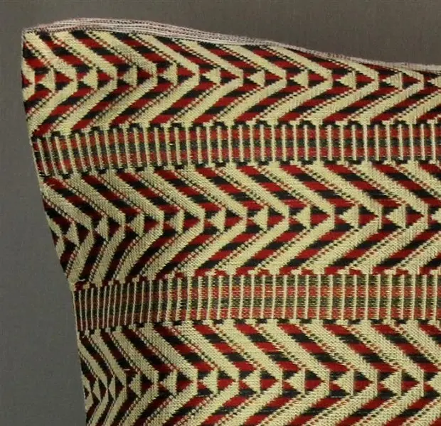 Housse de coussin Chevrons Bordeaux en coton éthiopien filé à la main et rayonne
