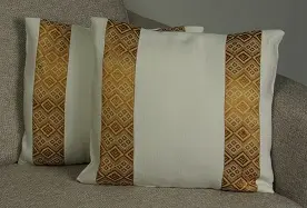 Housse de coussin Tribu 2 Doré en coton éthiopien filé à la main