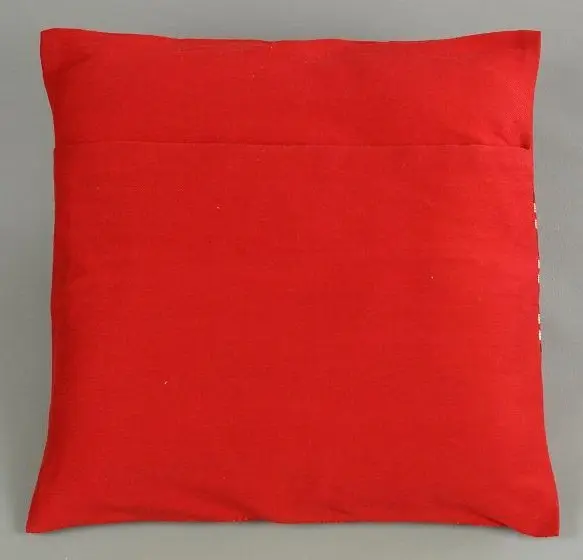 Housse de coussin Ethnique rouge en coton éthiopien filé à la main et rayonne