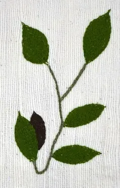 Housse de coussin Rameau Ecru en coton éthiopien filé, tissée et brodée à la main