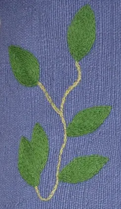 Housse de coussin Rameau Marine en coton éthiopien filé, tissée et brodée à la main
