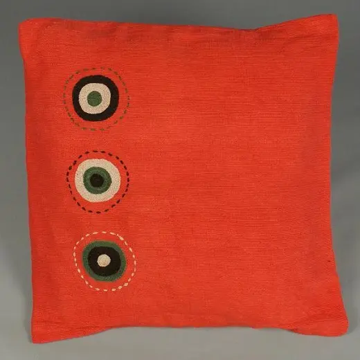 Housse de coussin Sphère Rouge en coton éthiopien filé, tissée et brodée à la main