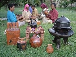 Finition des poteries éthiopiennes