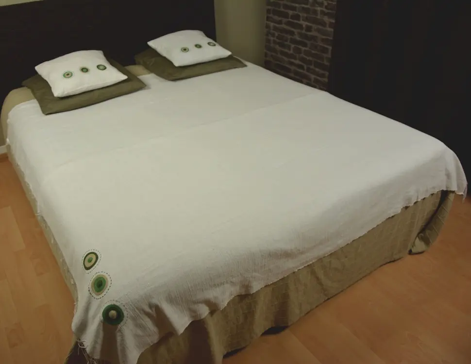 Jeté de canapé, couvre lit Ecru fait main en coton éthiopien