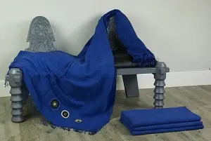 Jeté de canapé artisanal marine en coton éthiopien filé, tissé et brodé à la main