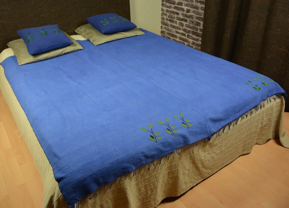 Jeté de canapé, couvre lit Rameau Bleu fait main en coton éthiopien