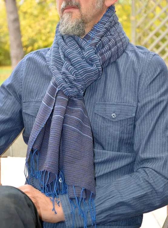 Echarpe équitable azur cobalt en Gaby avec coton éthiopien filé à la main à gros fil
