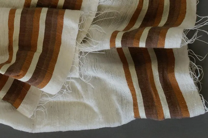 Echarpe chocolat pour hommes en coton éthiopien filé à la main à gros fil et rayonne