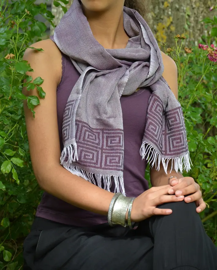 Echarpe éthiopienne Mauve en Rayonne & Polyester tissée à la main
