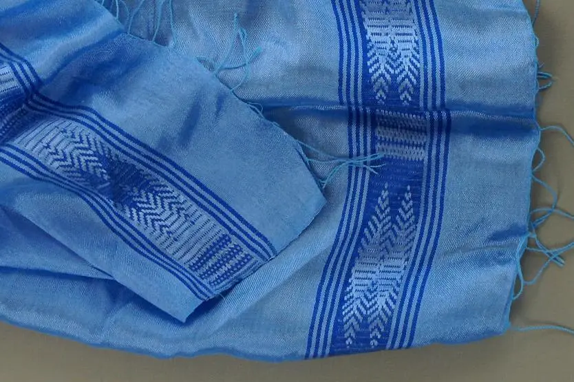 Echarpe africaine bleu épi en coton éthiopien et rayonne tissée à la main