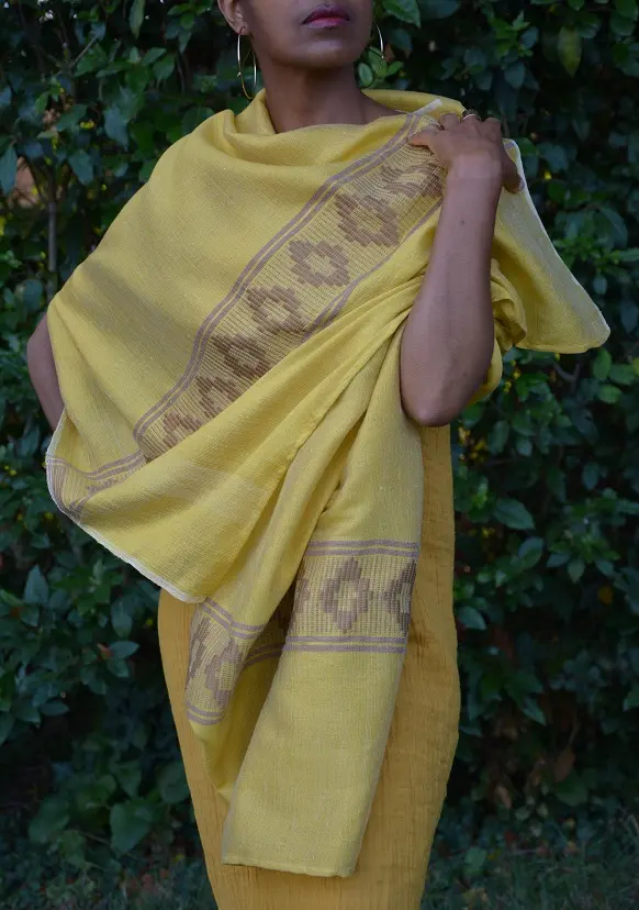 Echarpe éthiopienne équitable ambre en polyester tissée à la main