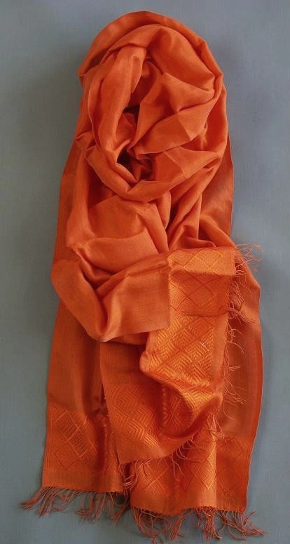 Echarpe africaine orange en Rayonne & Polyester tissée à la main