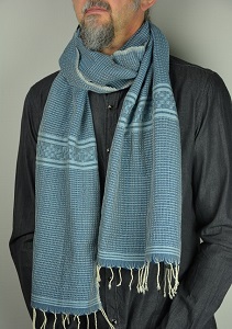 Echarpe éthiopienne artisanale en polyester tissée à la main: Arada Opale