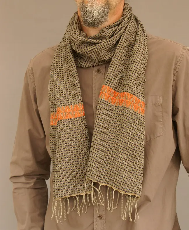 Echarpe éthiopienne tangerine en polyester tissée à la main
