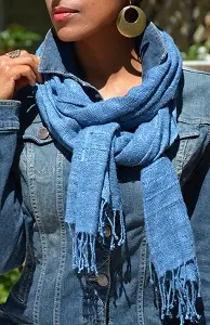 Echarpe éthiopienne équitable Complexe Denim 100 % soie sauvage bio filée et tissée à la main