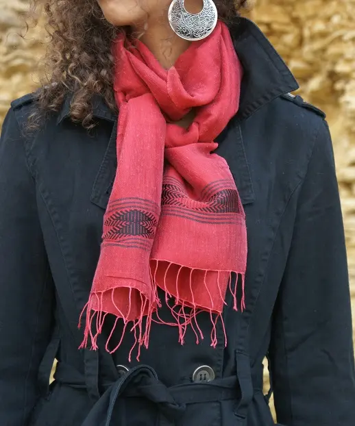 Echarpe africaine bordeaux en coton éthiopien et rayonne tissée à la main