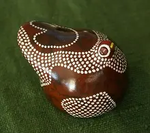 Petites poules éthiopiennes en poterie artisanale