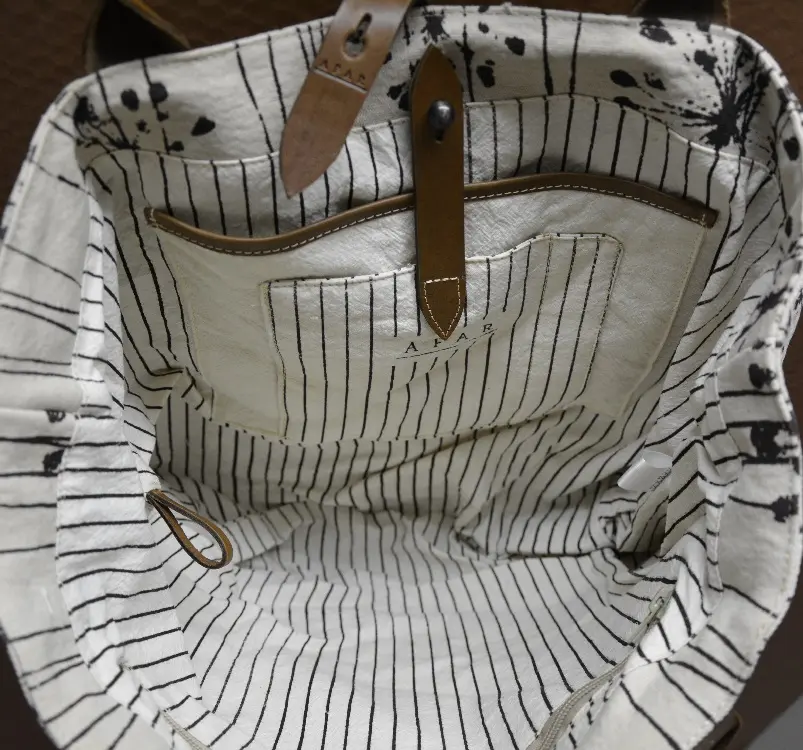 Sac casual Afar Agapentes Sable en coton éthiopien bio et cuir de zébu fait à la main
