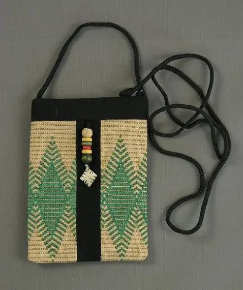 sacoche éthiopienne olive en coton et rayonne pour smartphone