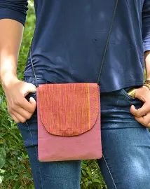 Sacoche équitable fuchsia pour smartphones en coton éthiopien et rayonne
