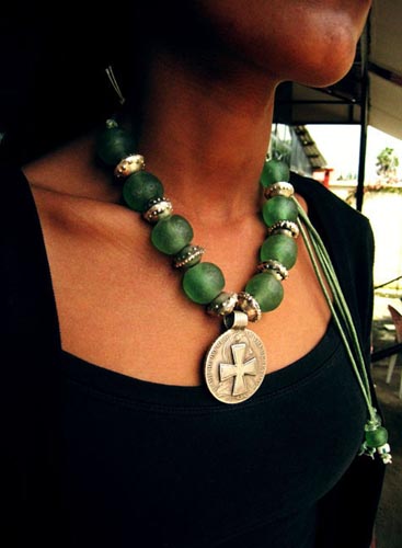 Salem_jewelry_neck_fusion