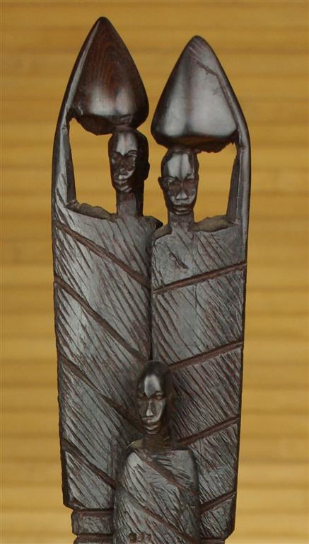Statuette en Ebène