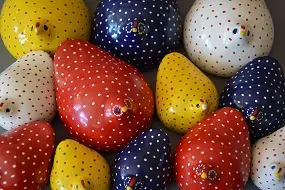 Pintades en poteries éthiopiennes artisanales
